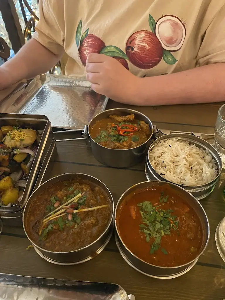 hannah cori_Mowgli Street Food Water Street_Liverpool_reseña