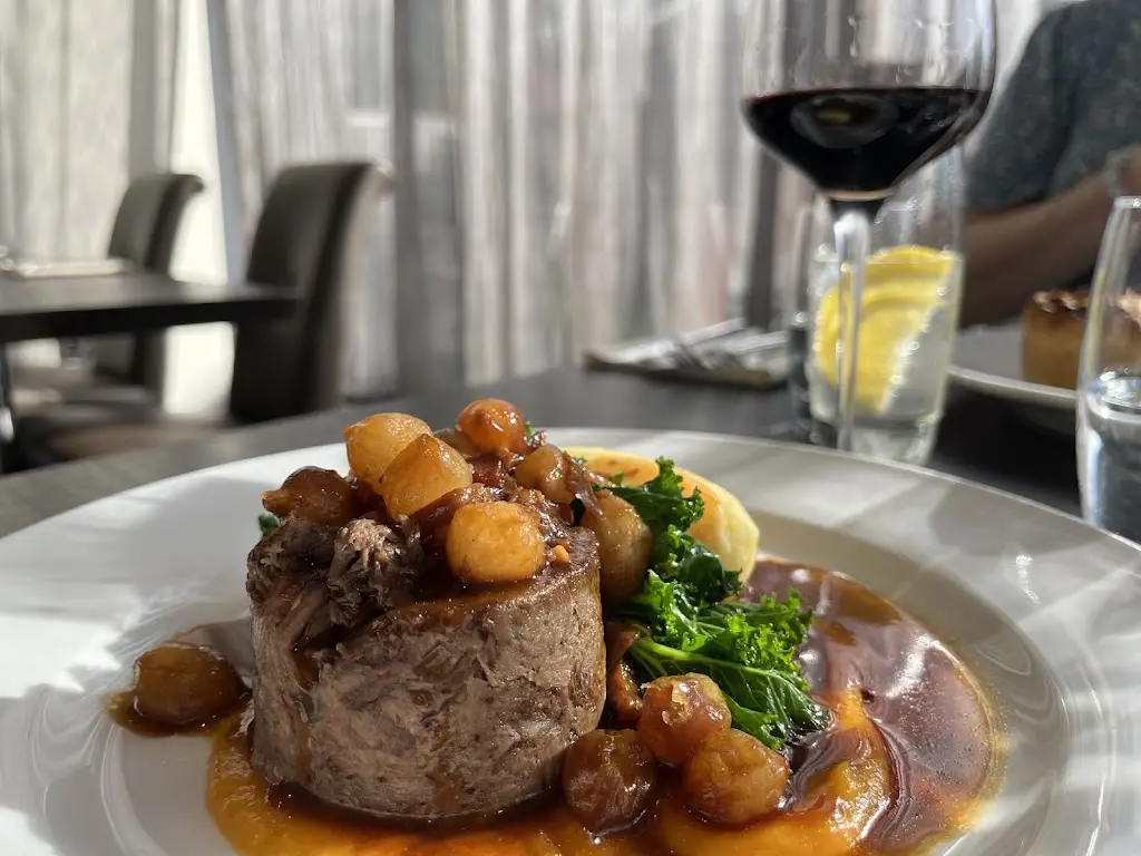 Whittakers Bar & Restaurant_Long Bennington_slider_image_2