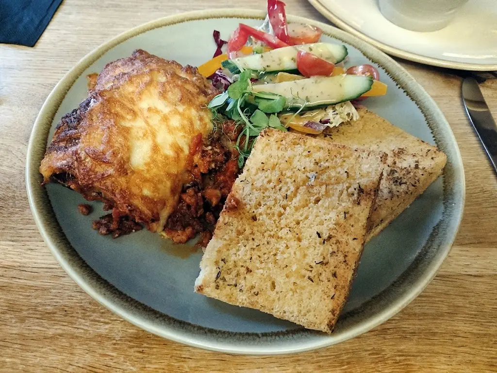 Mark E_The Reindeer at Long Bennington_Long Bennington_review