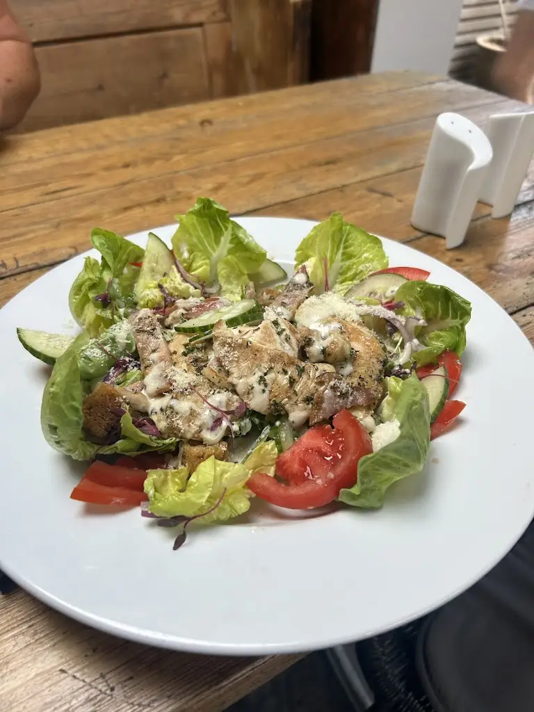 Jamie Holland_Royal Oak_Long Bennington_review