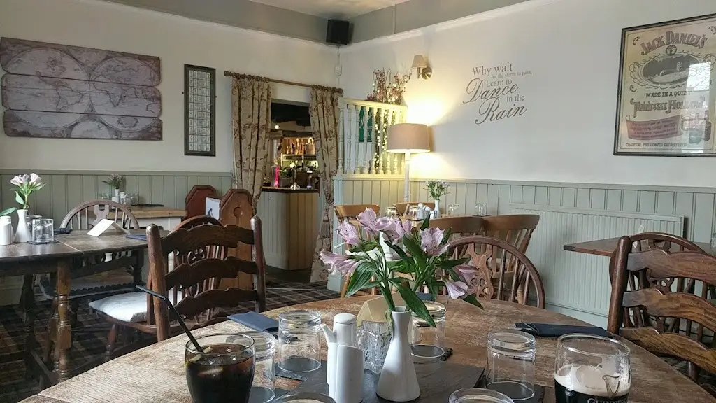 Royal Oak restaurant in Long Bennington