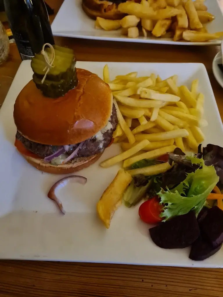 Royal Oak_Long Bennington_slider_image_2