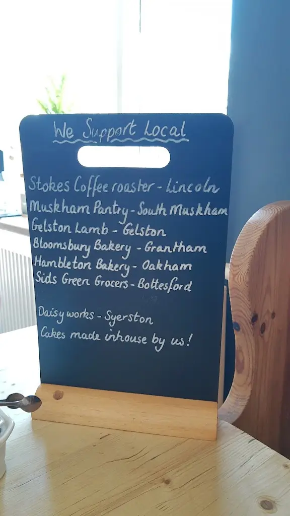 Klaudia_SixtyTwo_Long Bennington_review