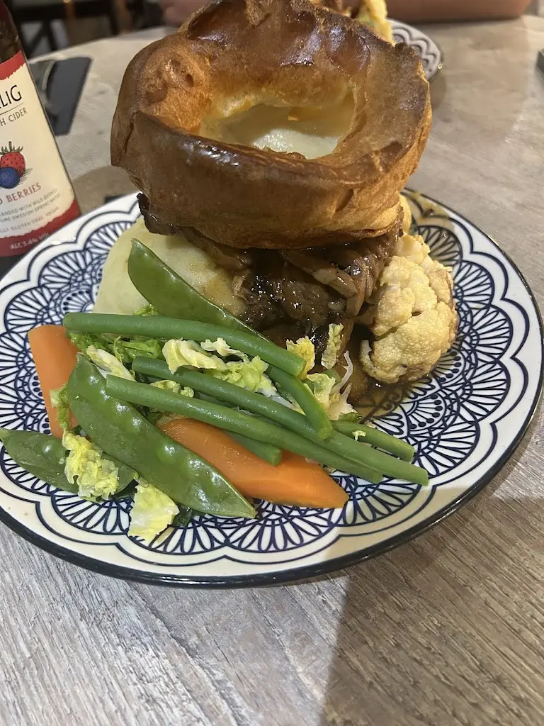 Coll_Lake Lounge Restaurant & Rooms_Littleborough_recensione