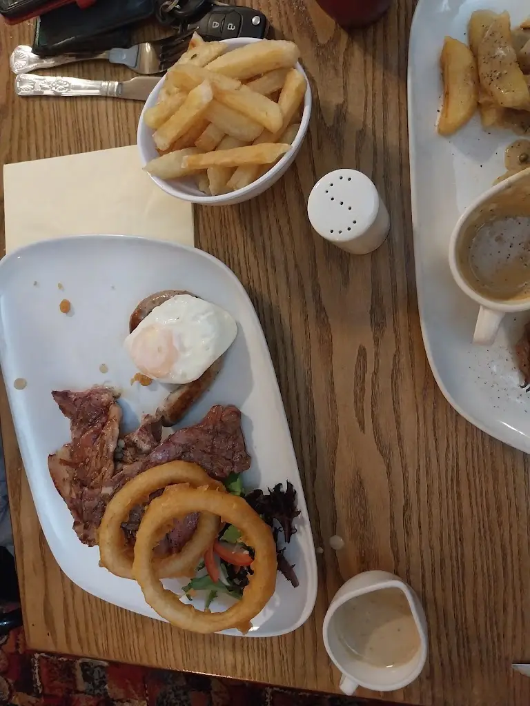 Donna Taylor_The Crown Inn_Barnburgh_review