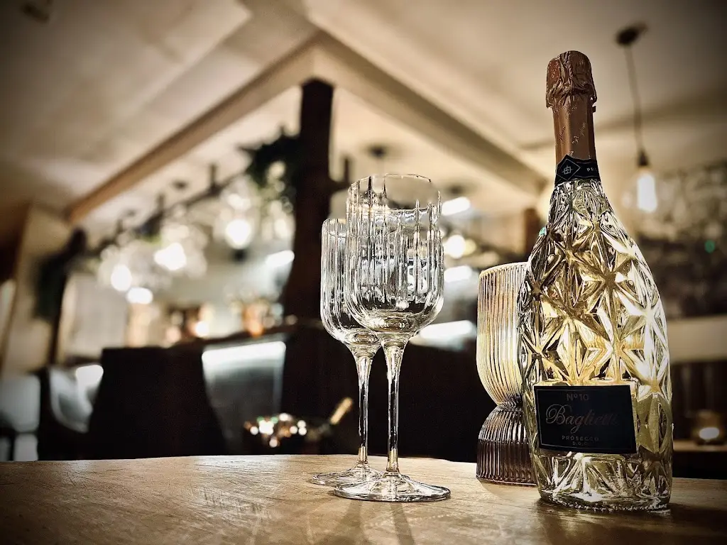 The Waterside Restaurant Garden & Cabin_Littleborough_slider_image_3