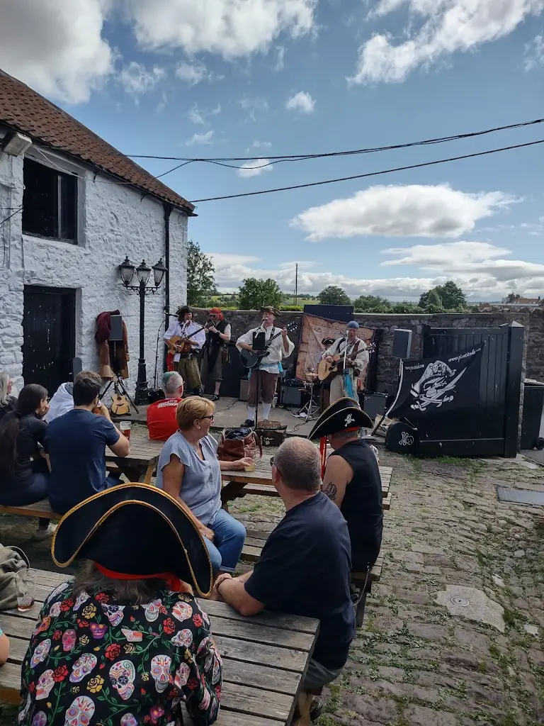 Peter Corcoran_The Angel Inn_Long Ashton_review