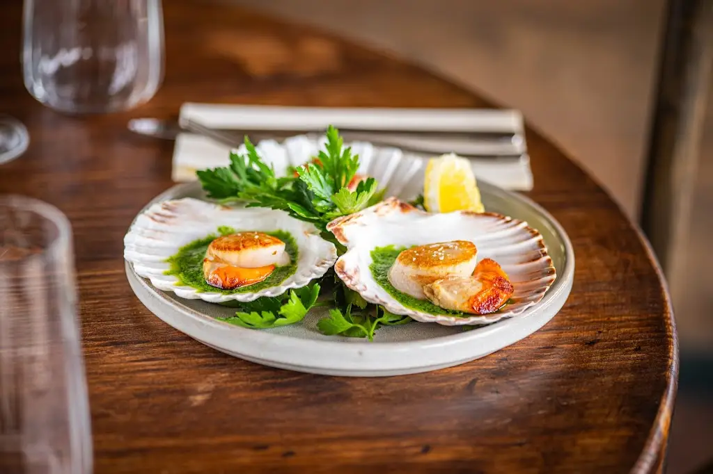 Noah's_Long Ashton_slider_image_3