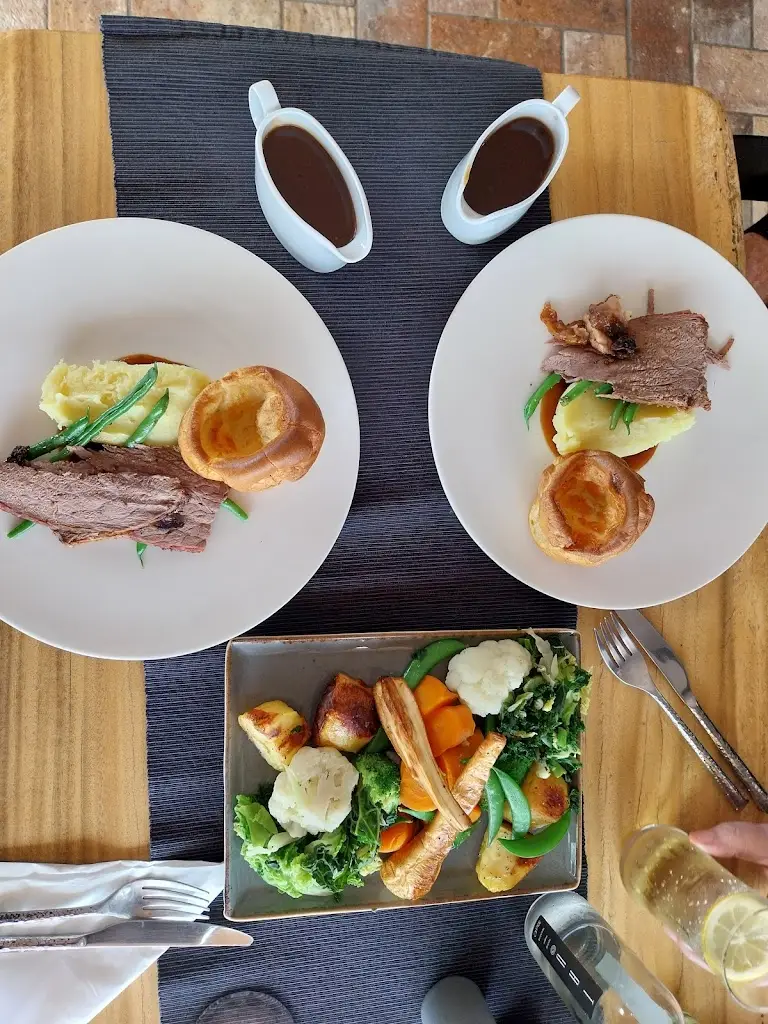 Donna Taylor_The Bulrush Bistro_Barnburgh_review