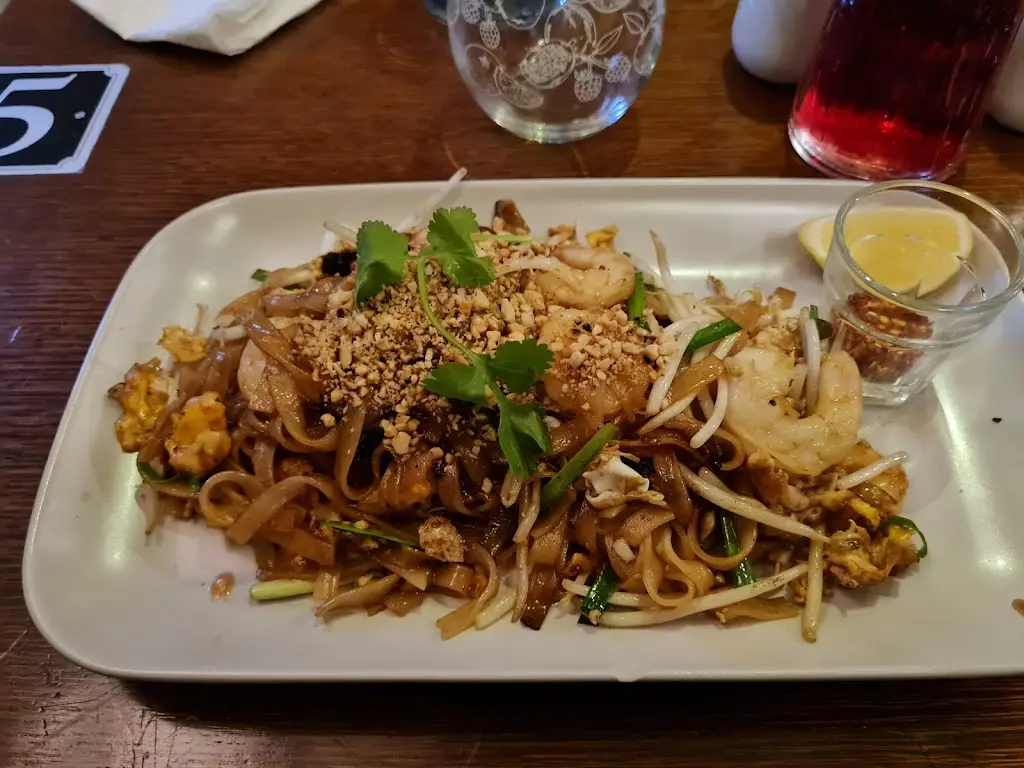 Menu_The Queens Head_Long Crendon_image_8