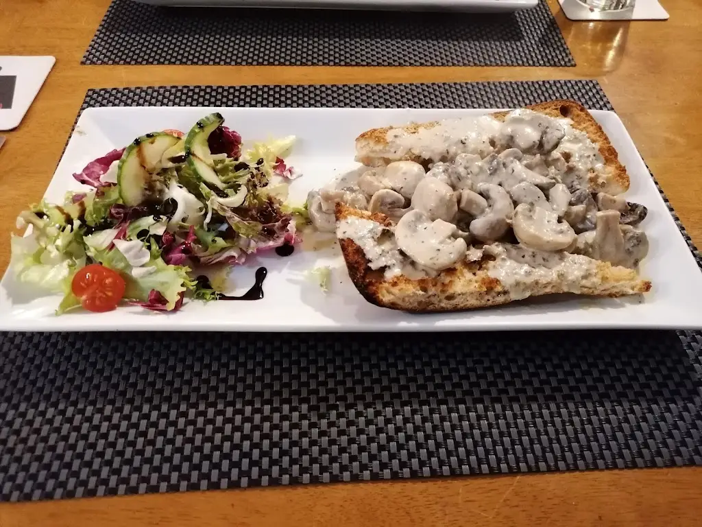 Menu_The New Inn_Barlby_image_5