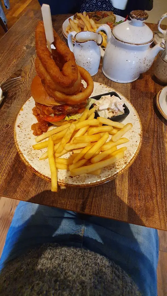 Menu_Huggers long Stratton_Long Stratton_image_8