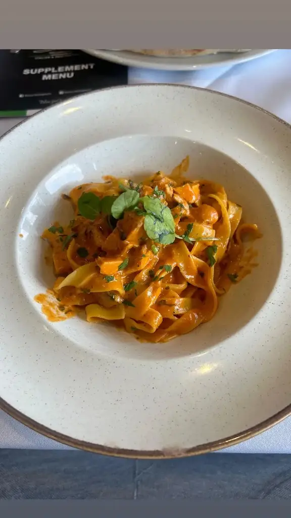 robin dias_Bianco Hollingworth_Longdendale_review