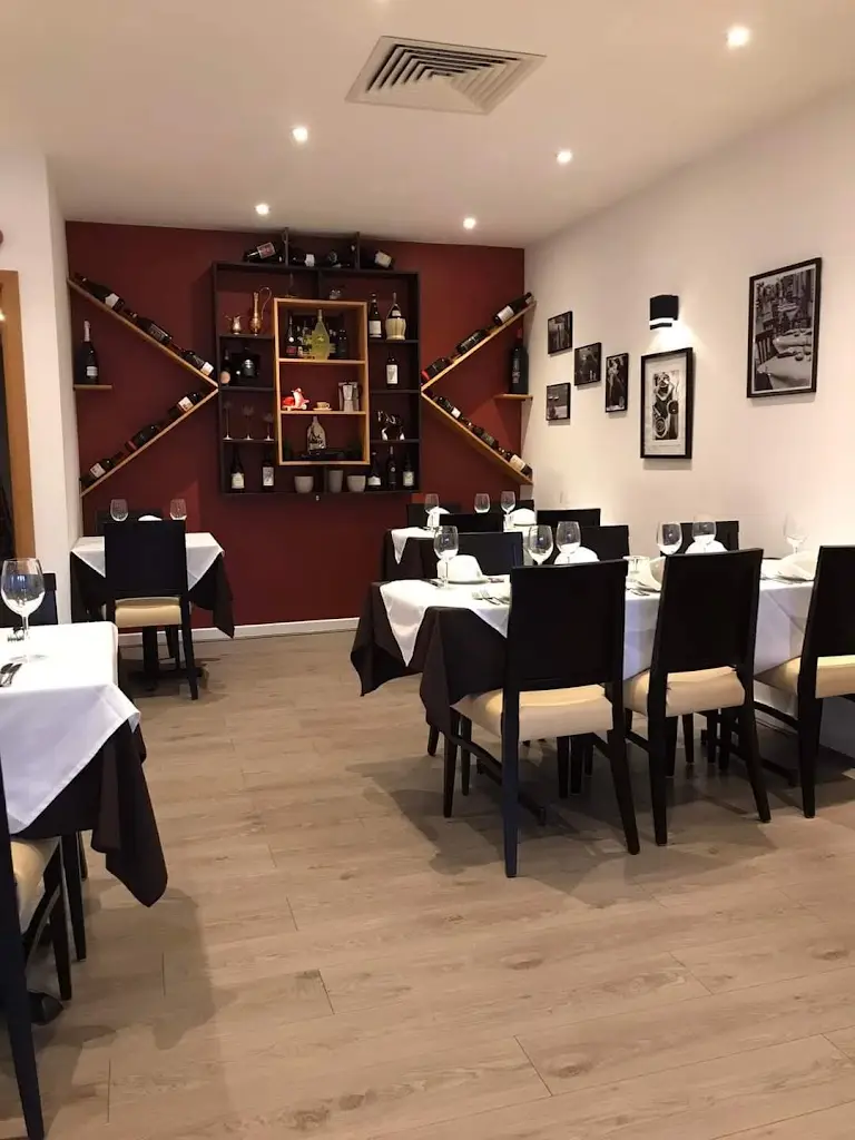 Bianco Hollingworth restaurant in Longdendale