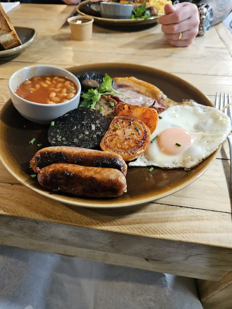 Menu_The Running Fox_Longhoughton_image_5