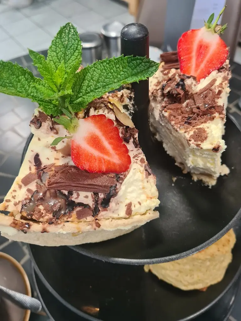 Menu_The Running Fox_Longhoughton_image_7