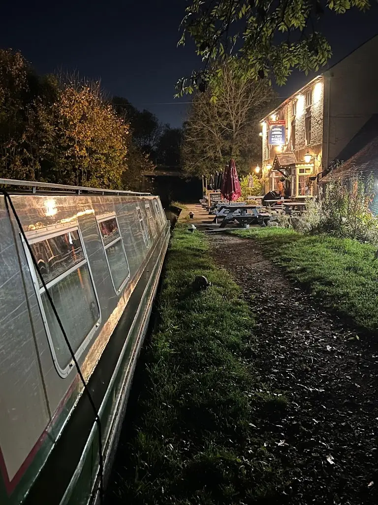 Olivia Holt_The Two Boats Inn_Long Itchington_review