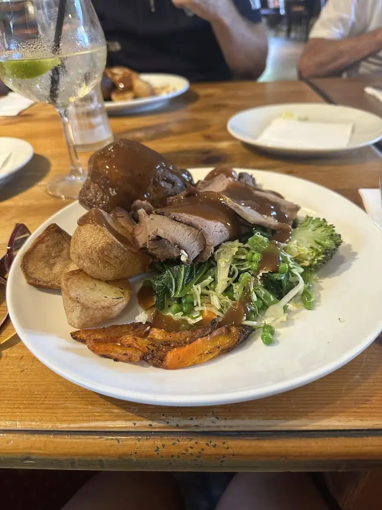 Amanda Huxley_Cuttle Inn_Long Itchington_review