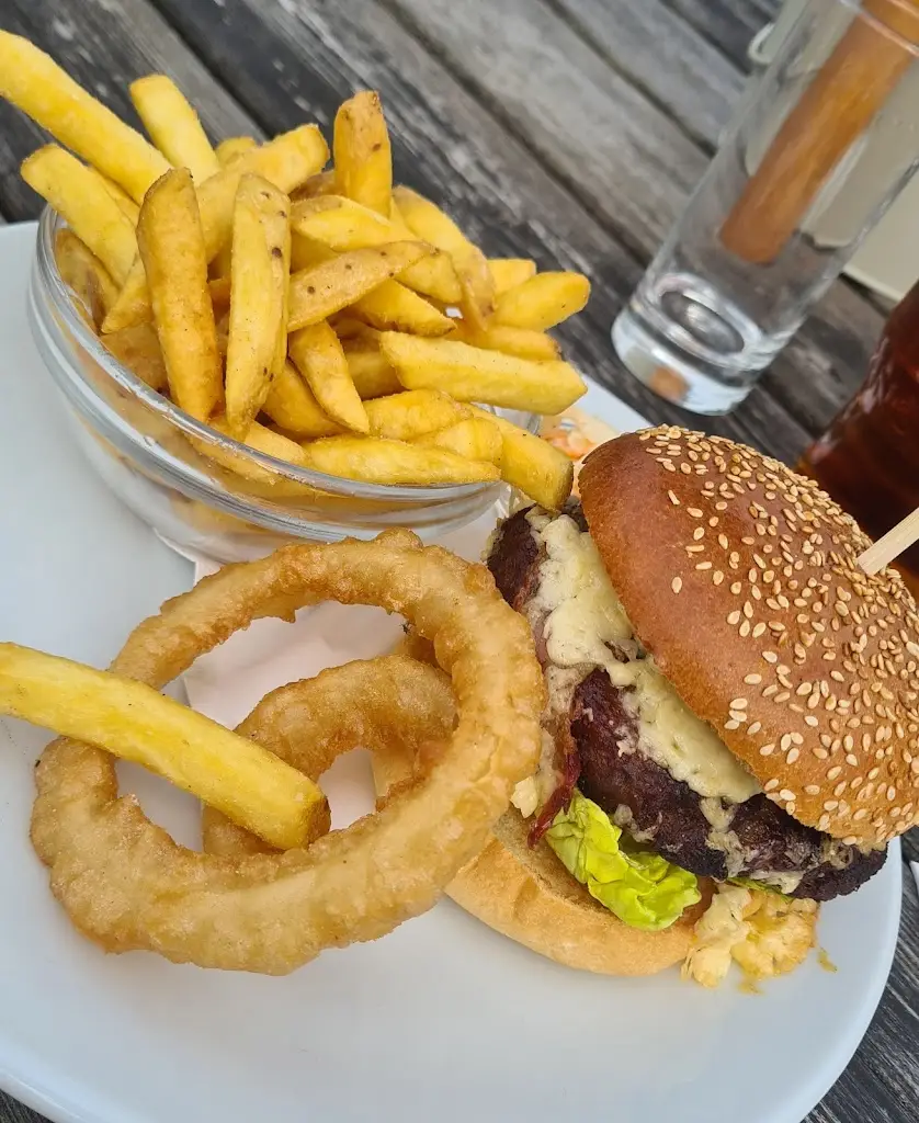 Daniel Toro_Cuttle Inn_Long Itchington_review