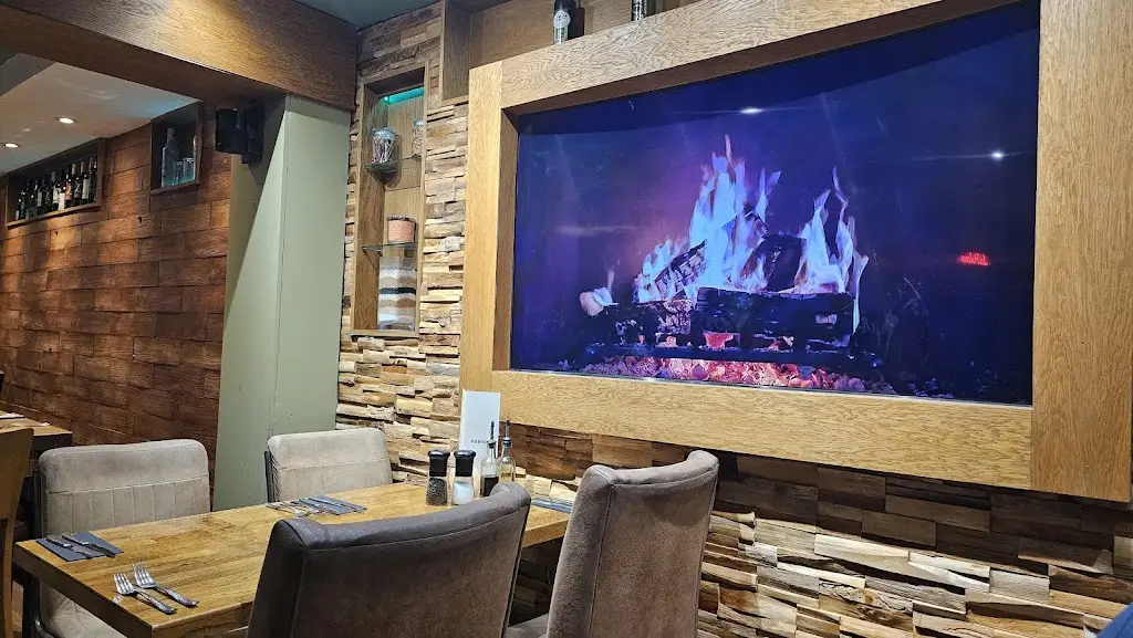 paul wood_La Palma_Barlby_review