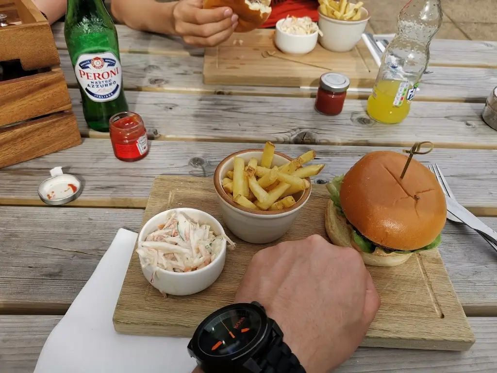 Menu_Linden Tree Pub_Longhorsley_image_3