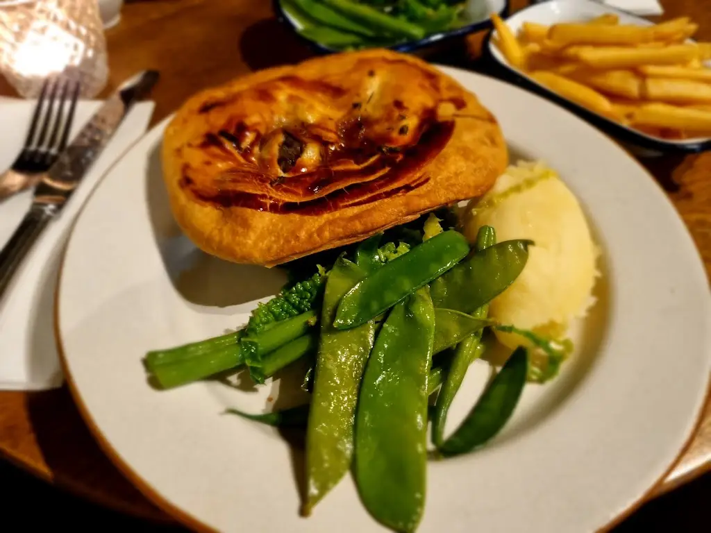 Menu_Linden Tree Pub_Longhorsley_image_7