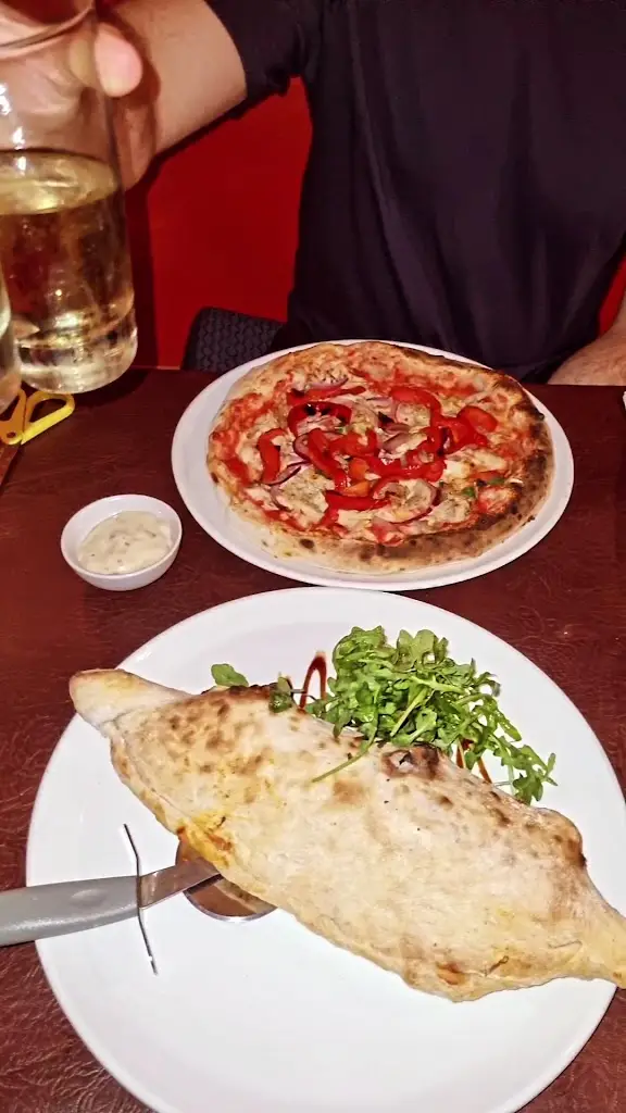 Pelgraves Restaurant And Pizzeria_Long Eaton_slider_image_2