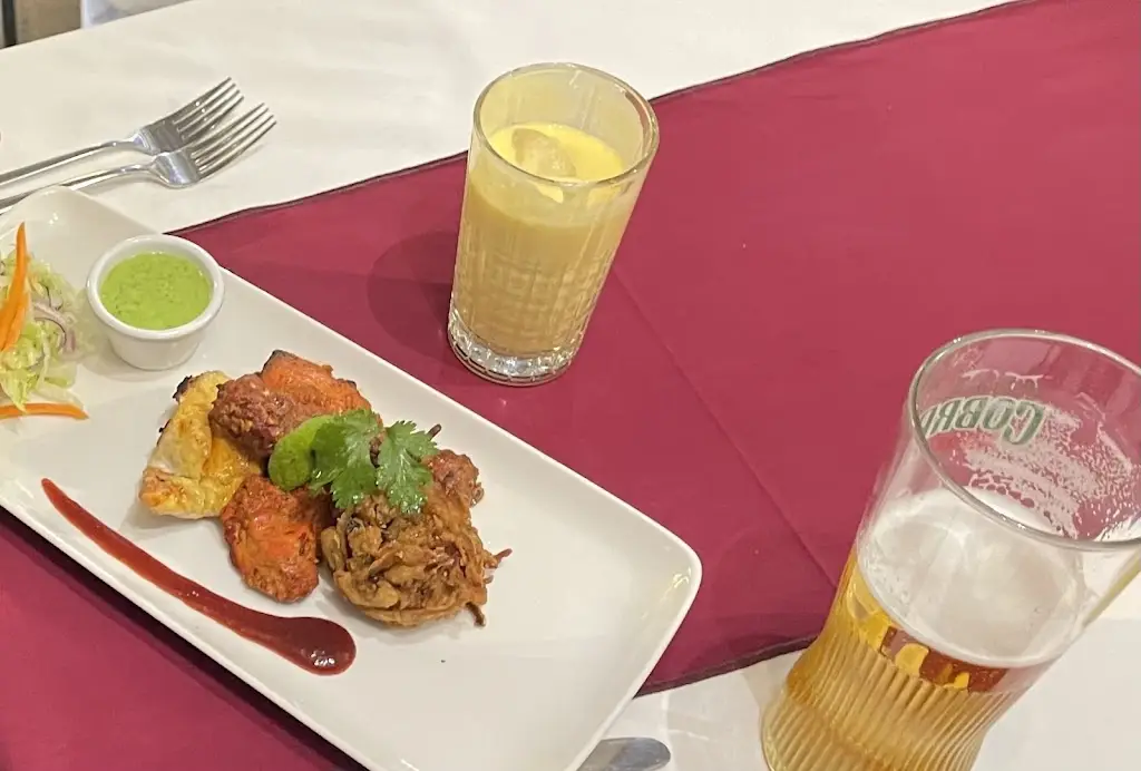 Alejandra Ponce Martorell_Al Naseeb_Long Eaton_review