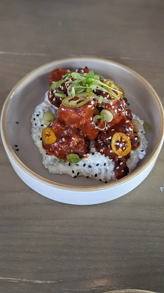 K Roberts_Limas_Long Eaton_review