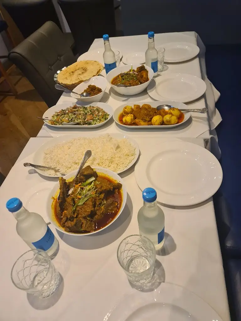 Menu_Village Spice_Long Buckby_image_7