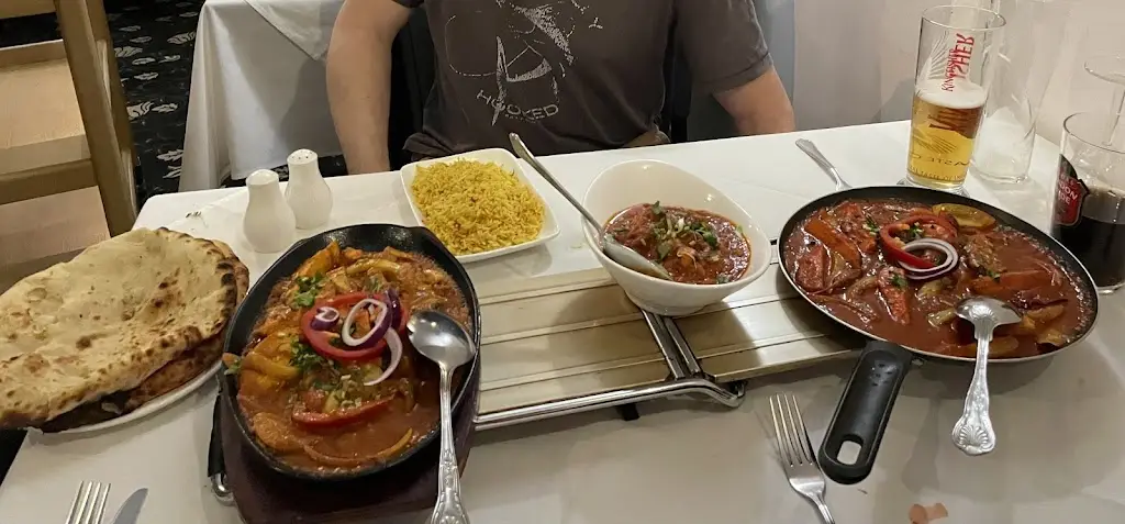 Rob_Village Spice_Long Buckby_review