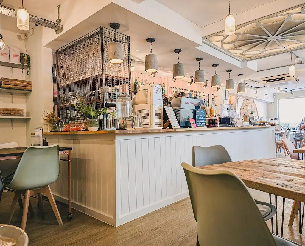 The Fork & Flower_Long Buckby_slider_image_3