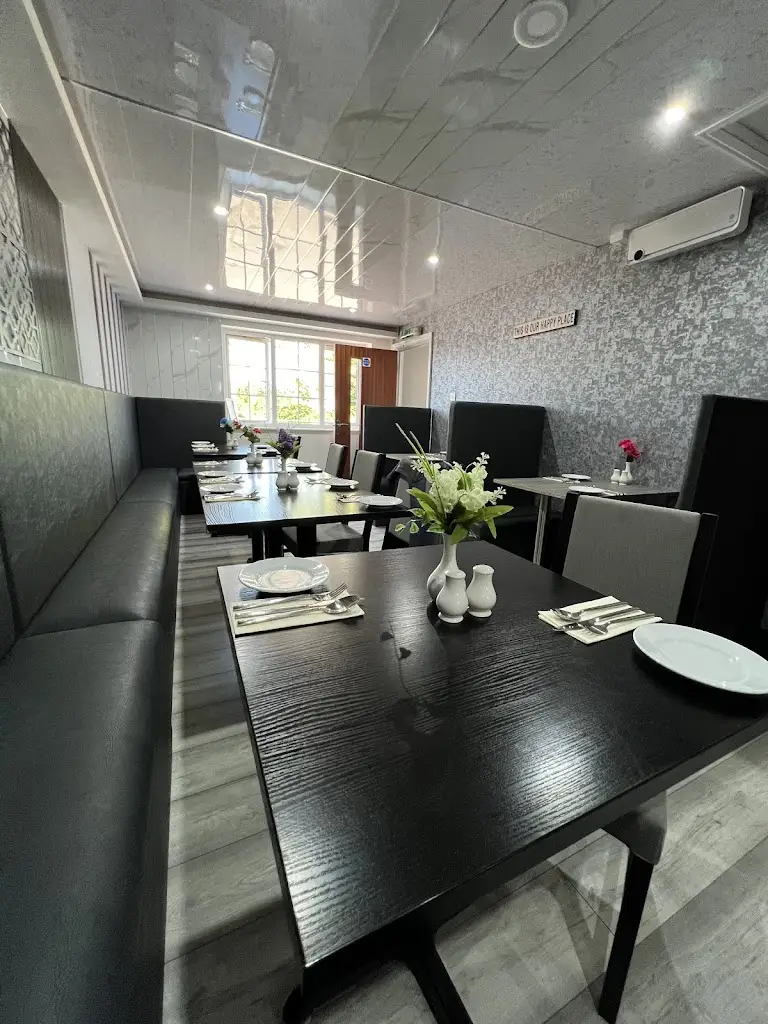 Omar Sunny_Maa Indian Restaurant & Takeaway_Barlby_review