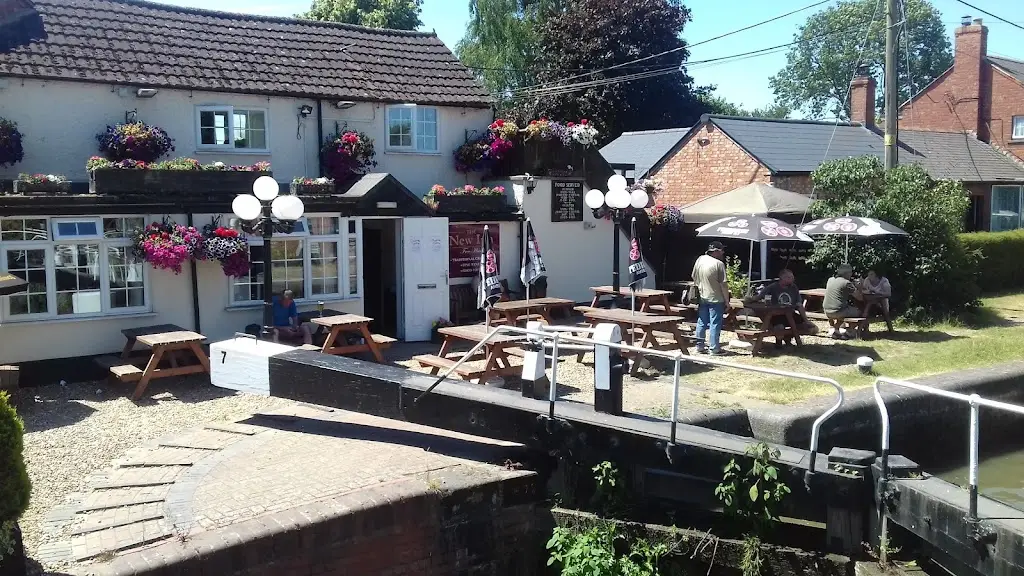 The New Inn_Long Buckby_slider_image_1