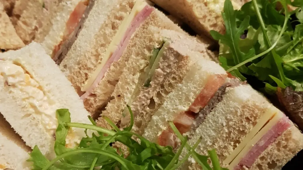 Verdes Sandwich Shop_Long Buckby_slider_image_2