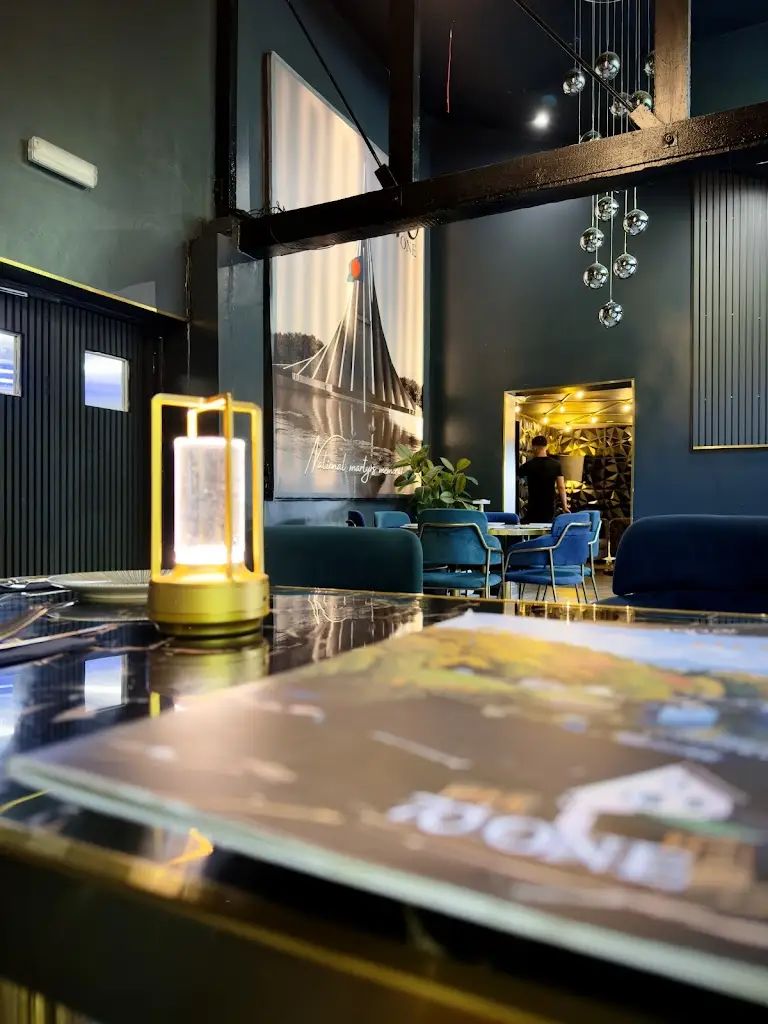 Lablu Miah_70 ONE Restaurant & Lounge_Long Buckby_review