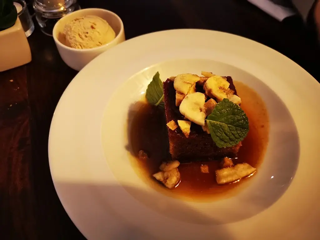 Menu_The Red Lion_Long Buckby_image_6