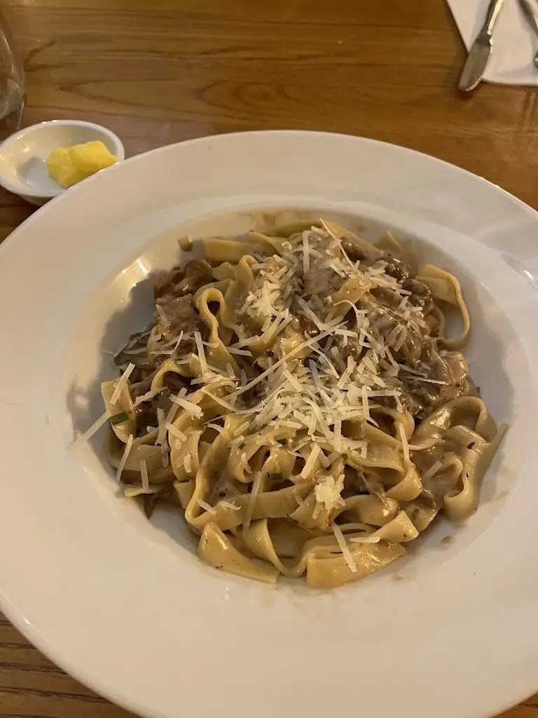 Menu_The Red Lion_Long Buckby_image_8