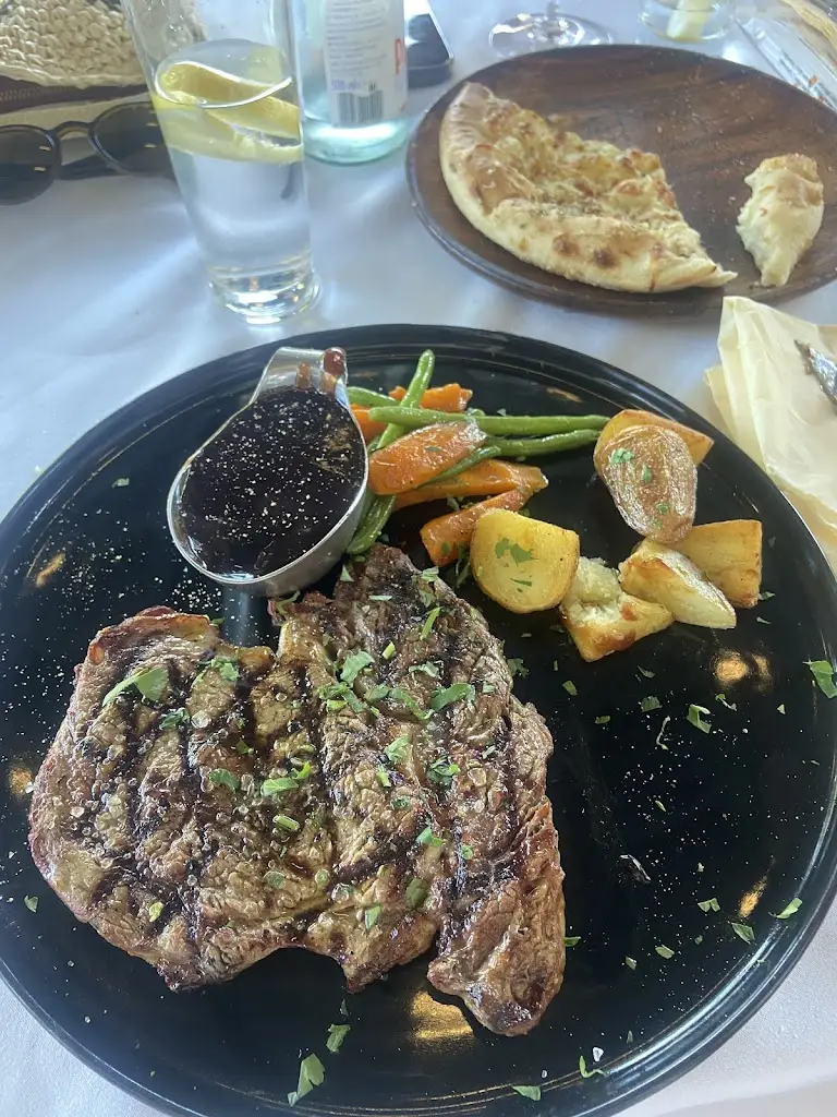 Menu_Villa Bianca_Longwick_image_4