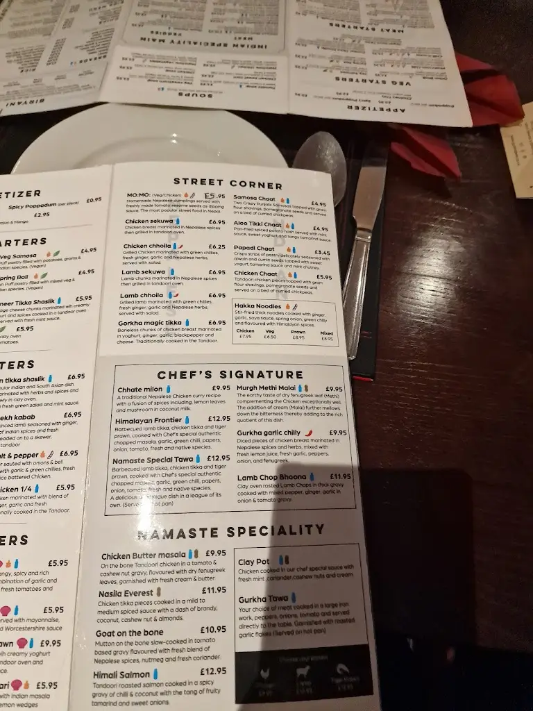 John Colclough_Namaste Dine_Longton_reseña