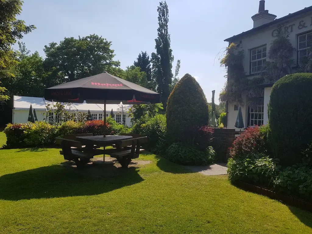 Cart & Horses_Abbots Langley_slider_image_3