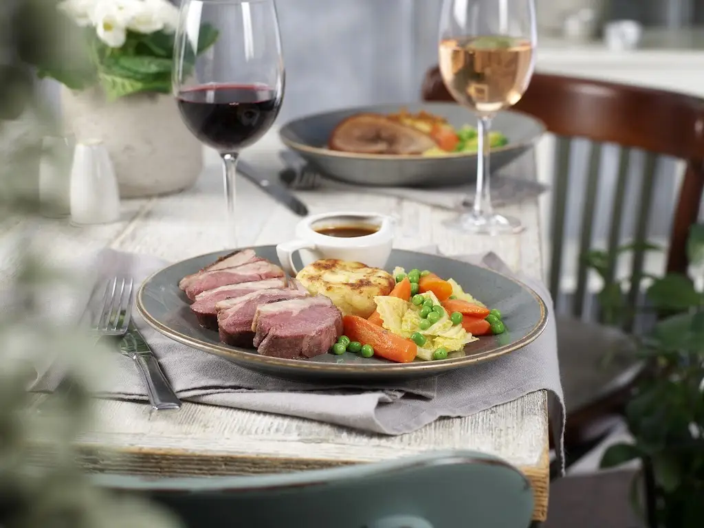 The Golden Ball_Longton_slider_image_2