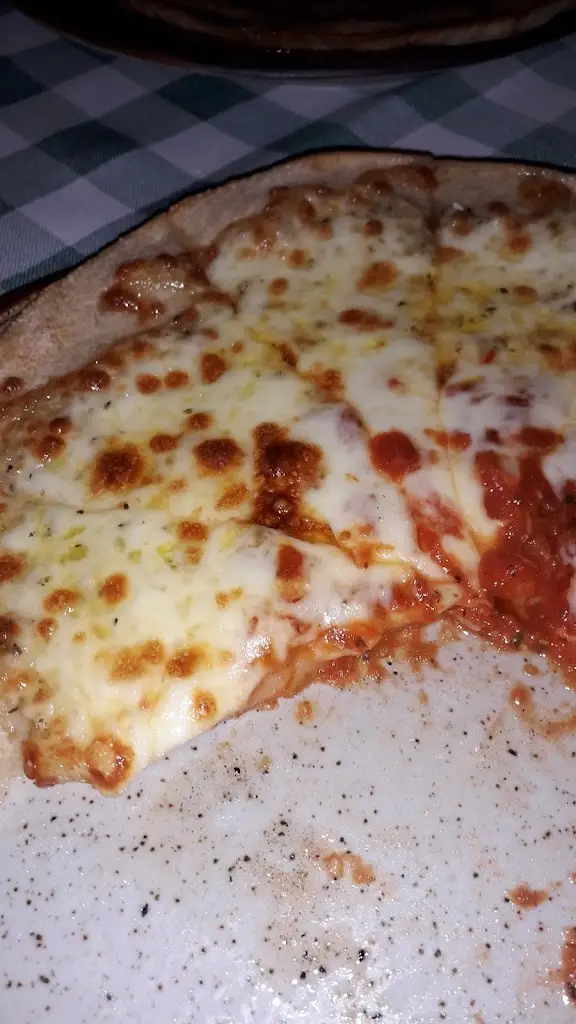 Menu_Piccola Italia_Littlehampton_immagine_3