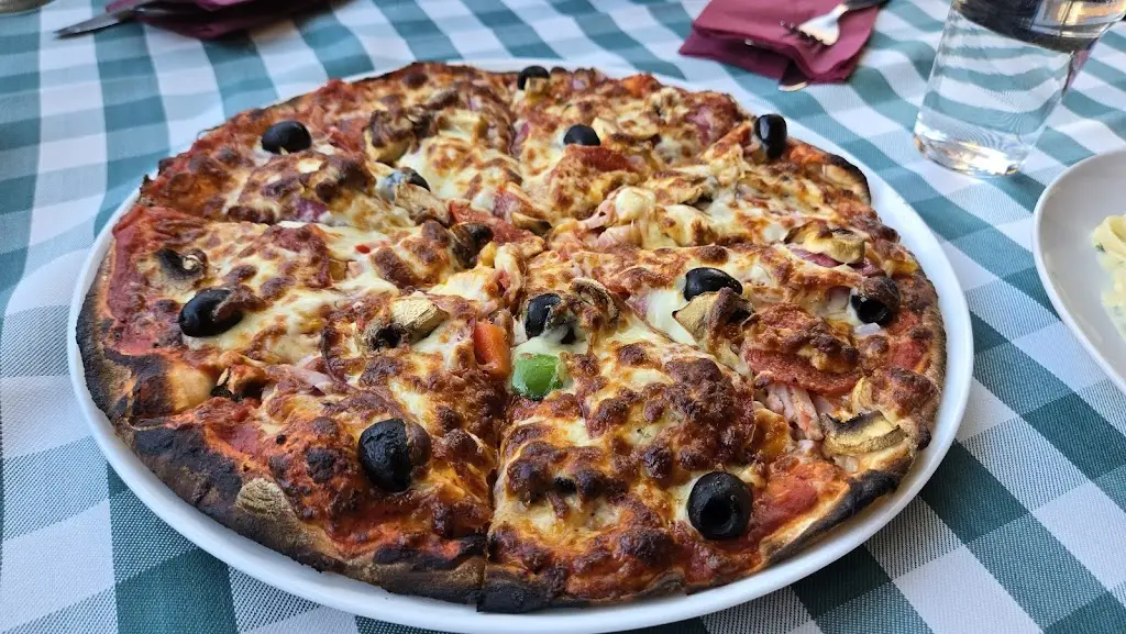 Piccola Italia_Littlehampton_slider_image_2