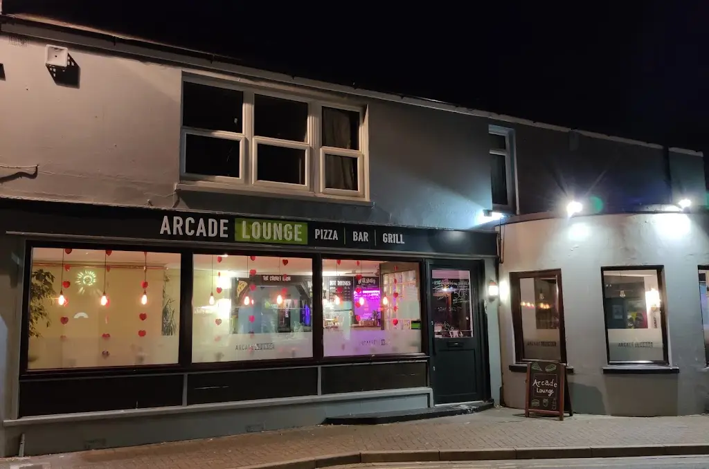 Arcade Lounge_Littlehampton_slider_image_1