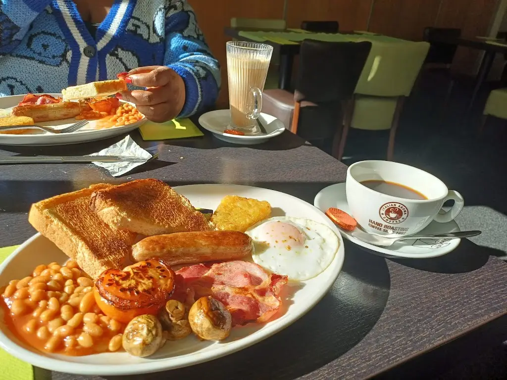 Sun Shine_Hantone Restaurant and Bar_Littlehampton_avis