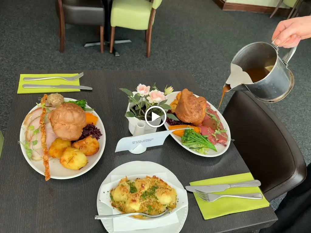 Hantone Restaurant and Bar_Littlehampton_slider_image_2