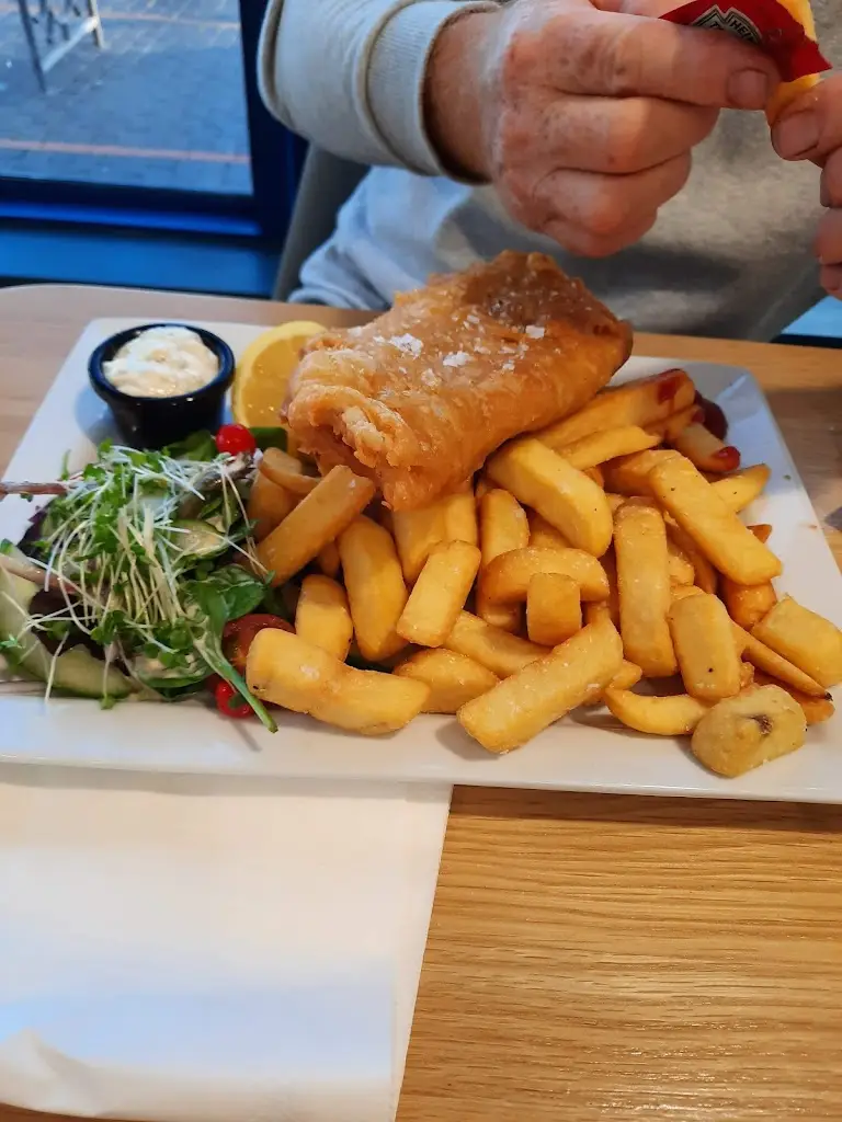 Menu_Harbour Lights Cafe_Littlehampton_image_5