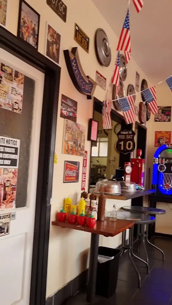 Rita's Diner_Littlehampton_slider_image_2