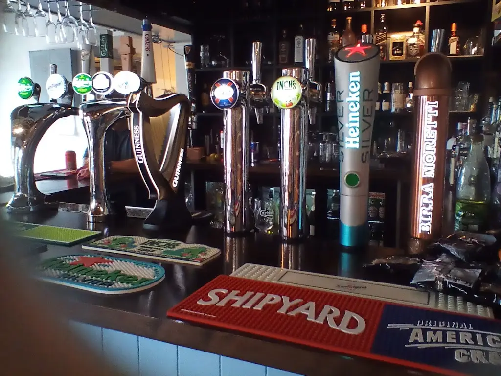 The Old Corn Store Bar & Bistro_Littlehampton_slider_image_2